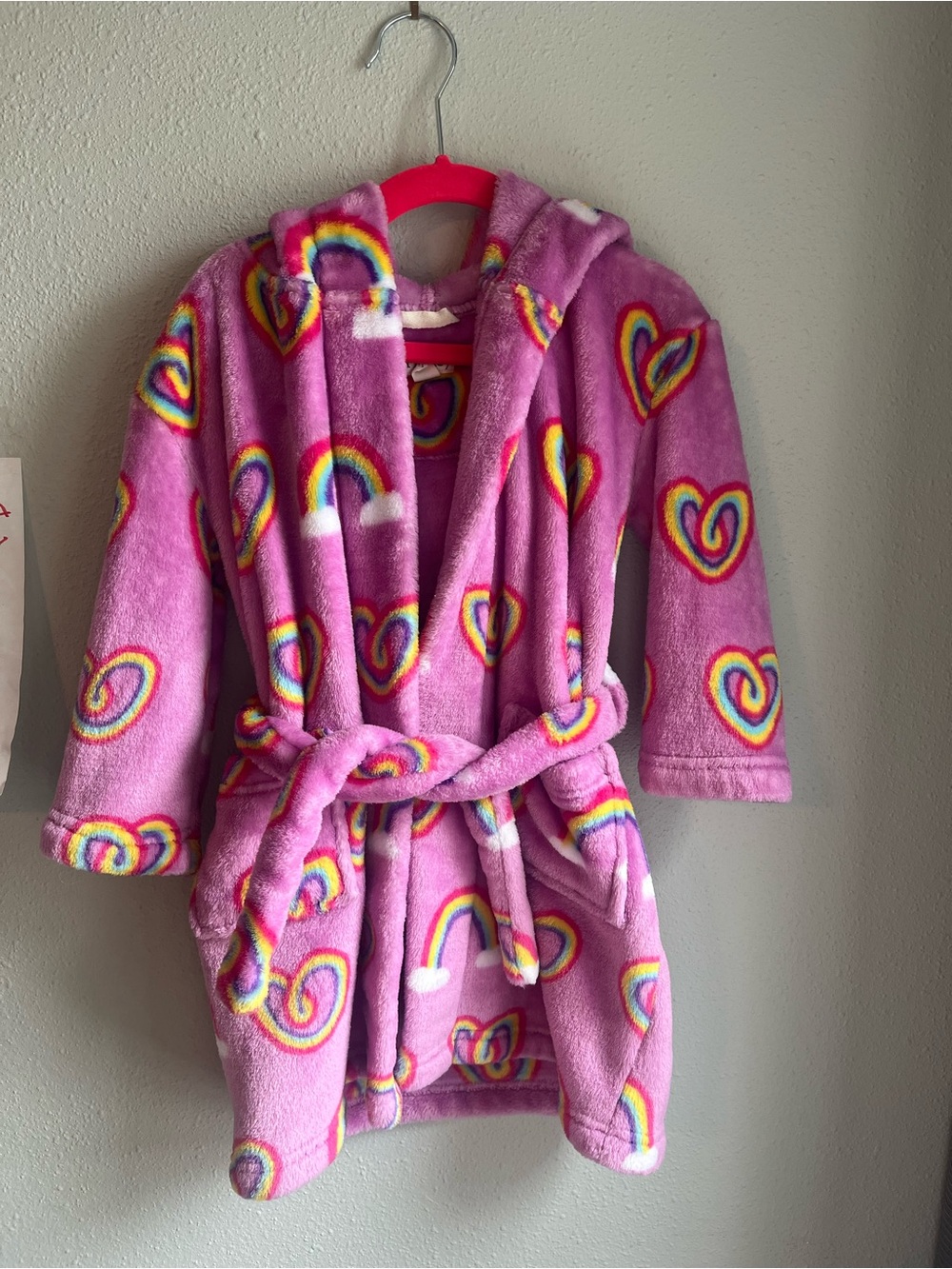 Hatley Pink Plush Hooded Robe with “Twisty Heart” Rainbow & Heart Print